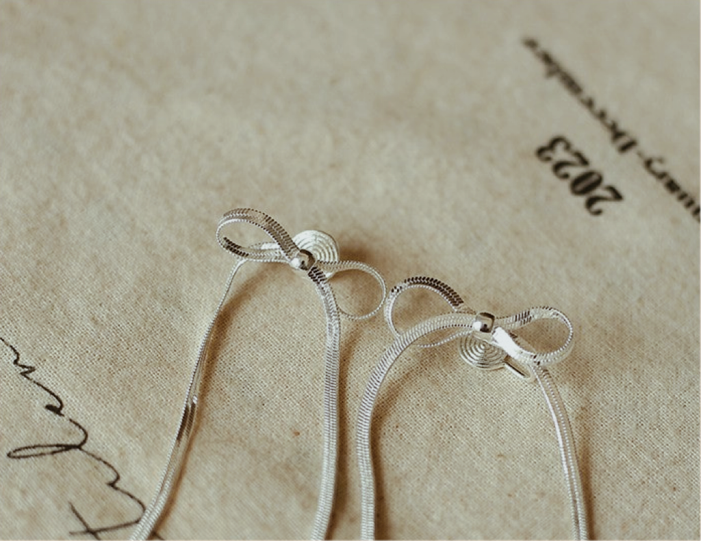 Silver Lined Ribbon Clip-Ons