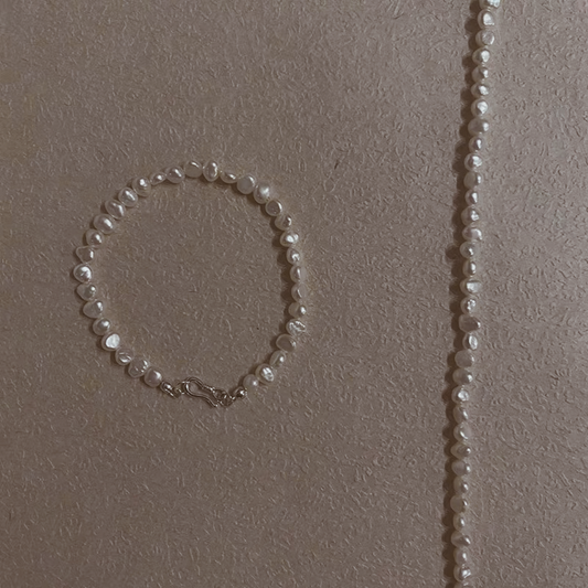 Simple Baroque Pearl Bracelet