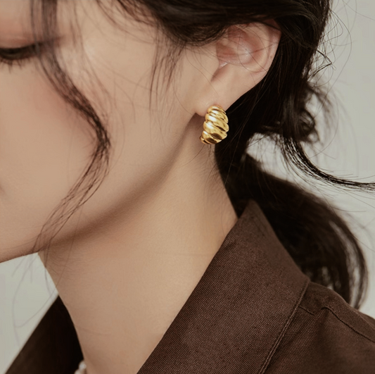 Gold Curl Clip-Ons