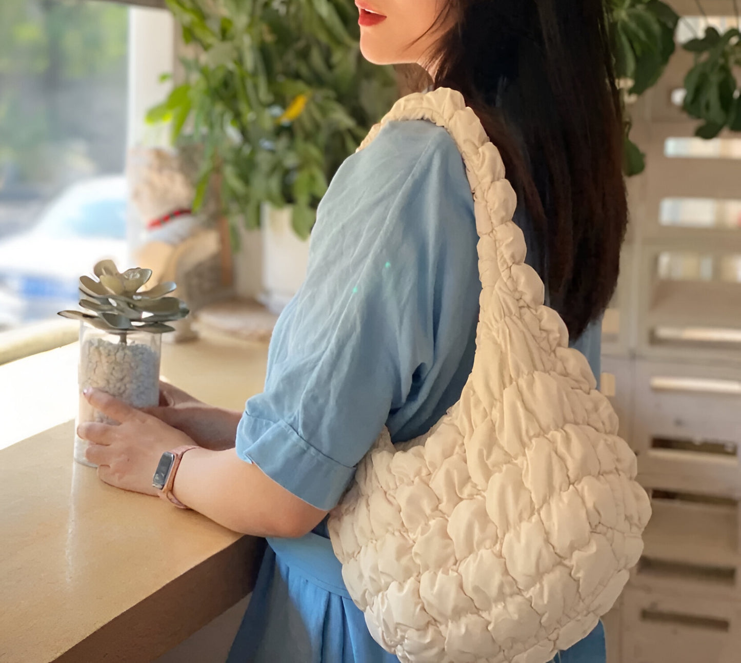 Cloud shoulder bag