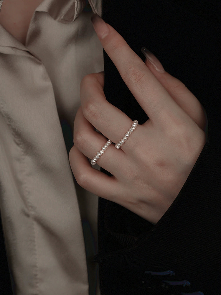 Simple Pearl Ring